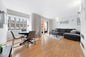 2 Bed Apartment- Central London- Lift & Balcony